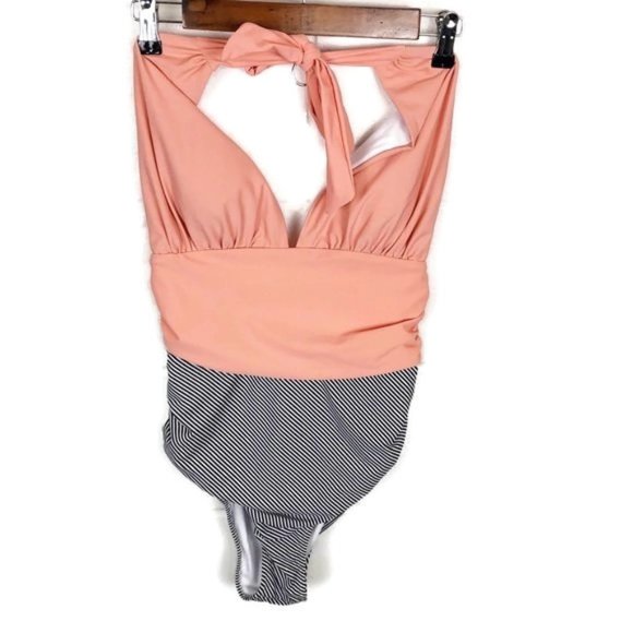 Cupshe Other - Cupshe Cinched V-Neck Halter Swimsuit